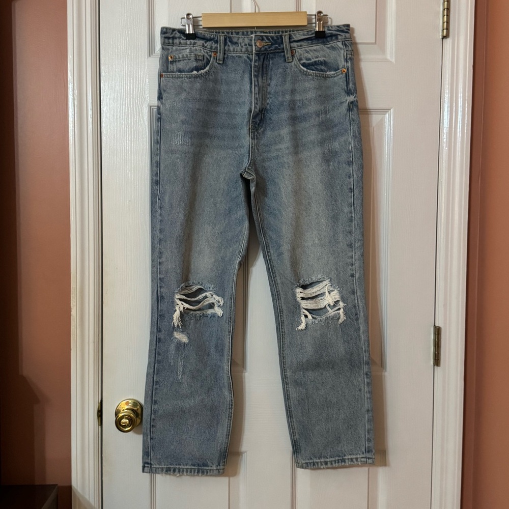 TNR High Rise Distressed Mom Jeans Size 29
